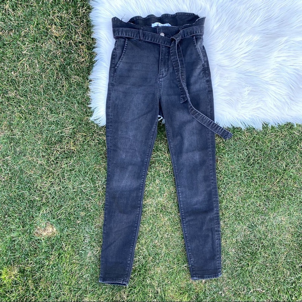 Disclosed black hi-rise belted jeggings 5/27
